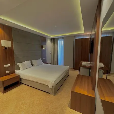 Rafaelo Comfort Hotel 4*